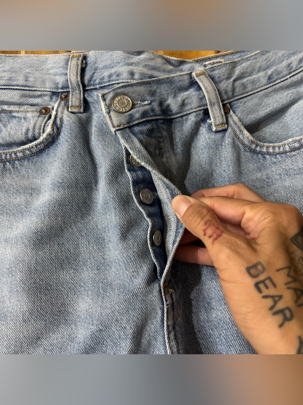 AGOLDE Criss Cross Straight Jeans - Picture 3 of 8